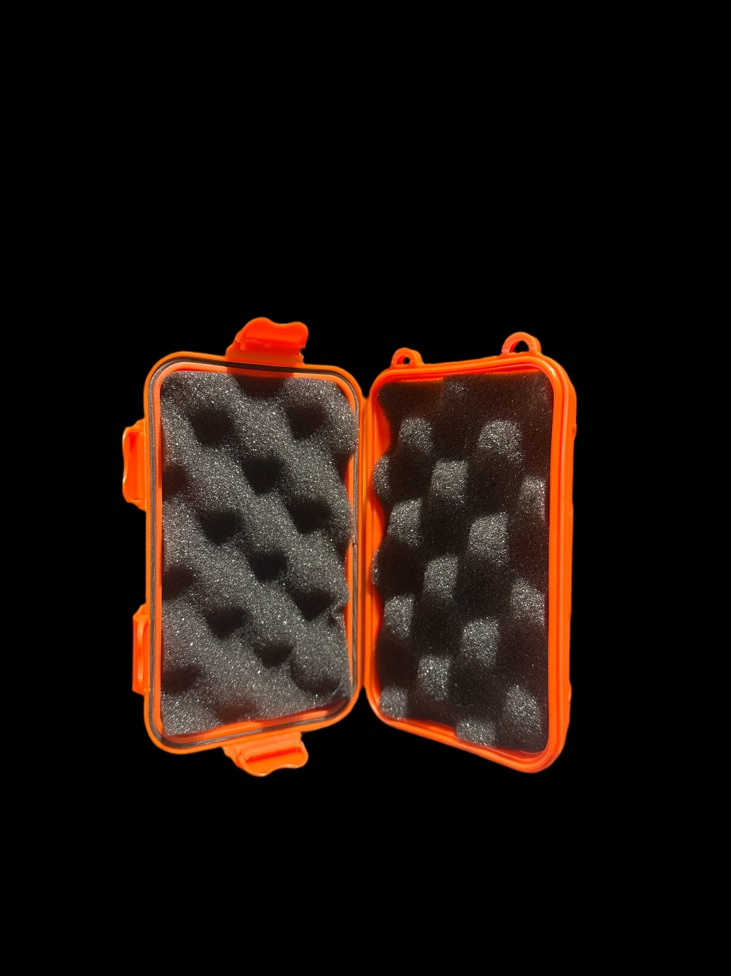 SMALL CIGAR QUALITY CASE KEEPS IT FRESH