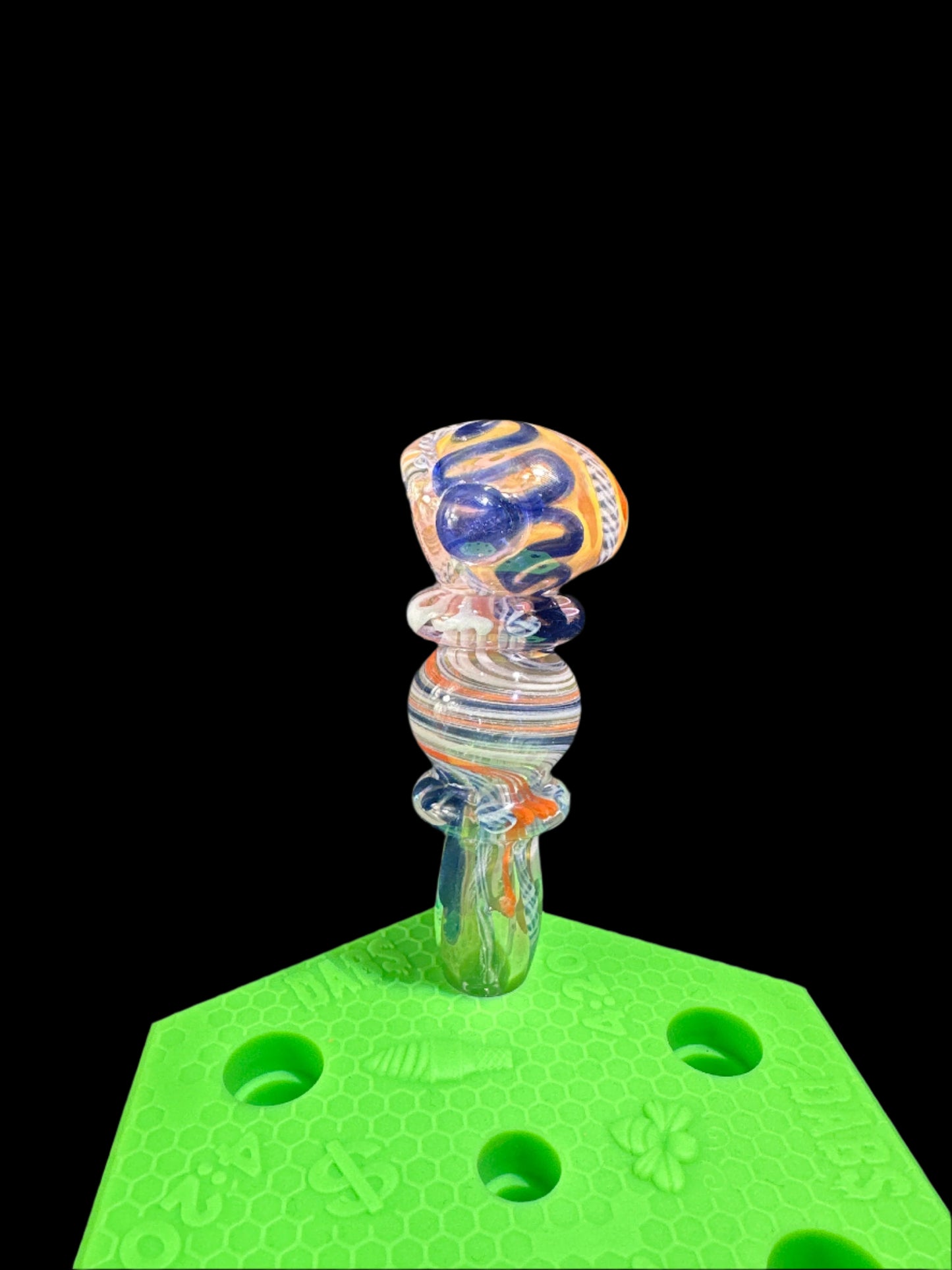 MULTICOLORED GLASS HAND PIPE