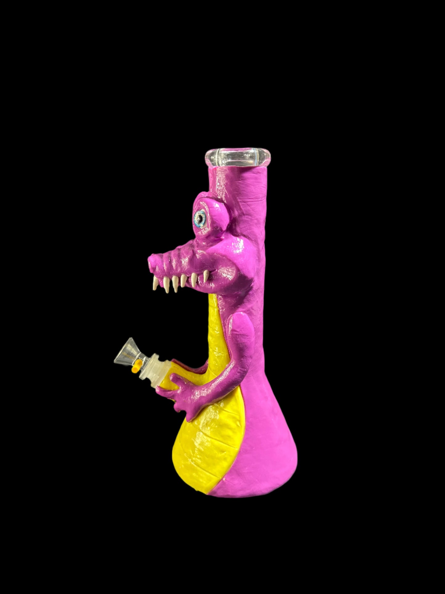 SCULPTED ALLIGATOR GLASS BONG *GLOWS IN THE DARK*