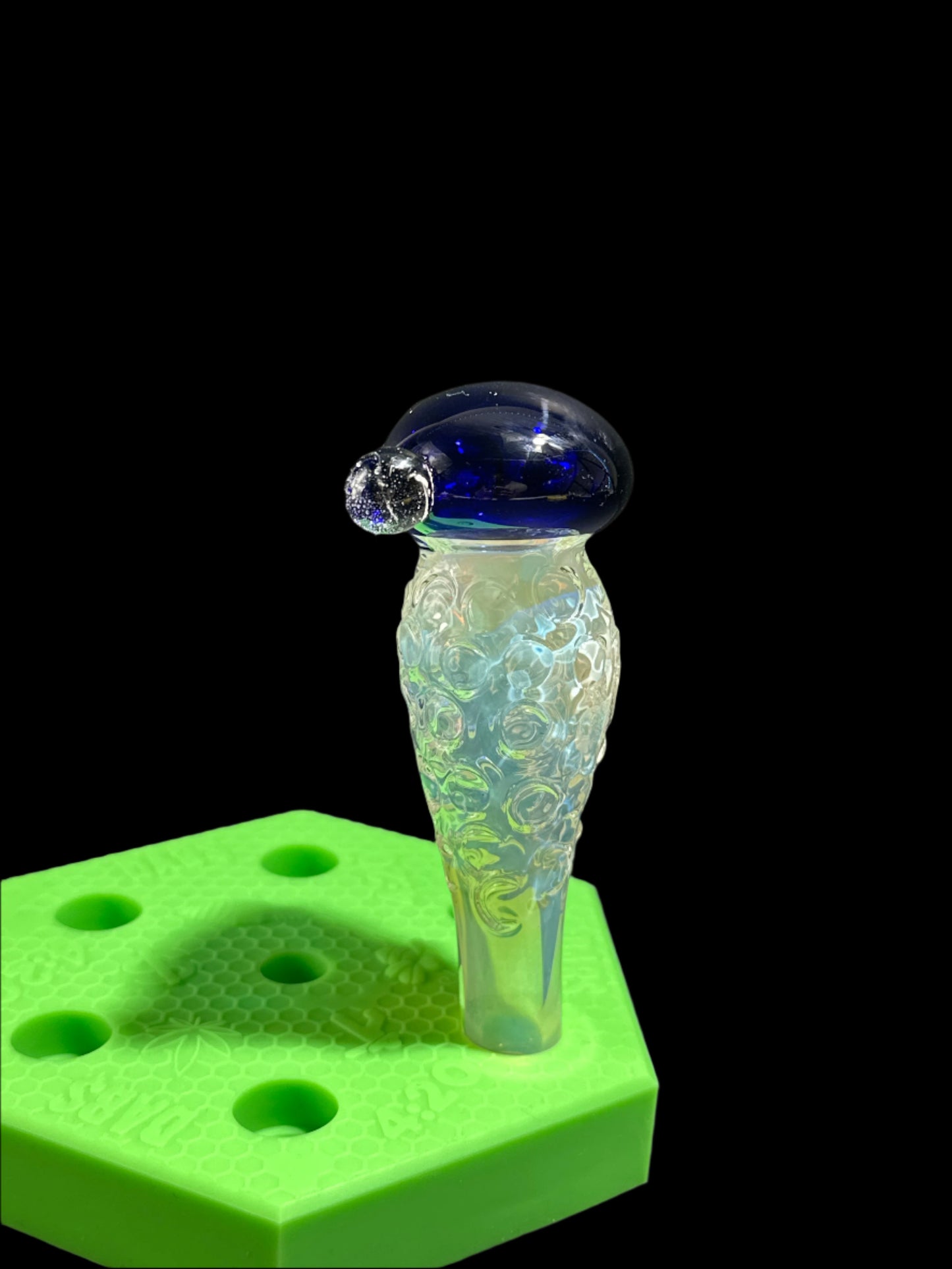 BLUE AND CLEAR GLASS HAND PIPE