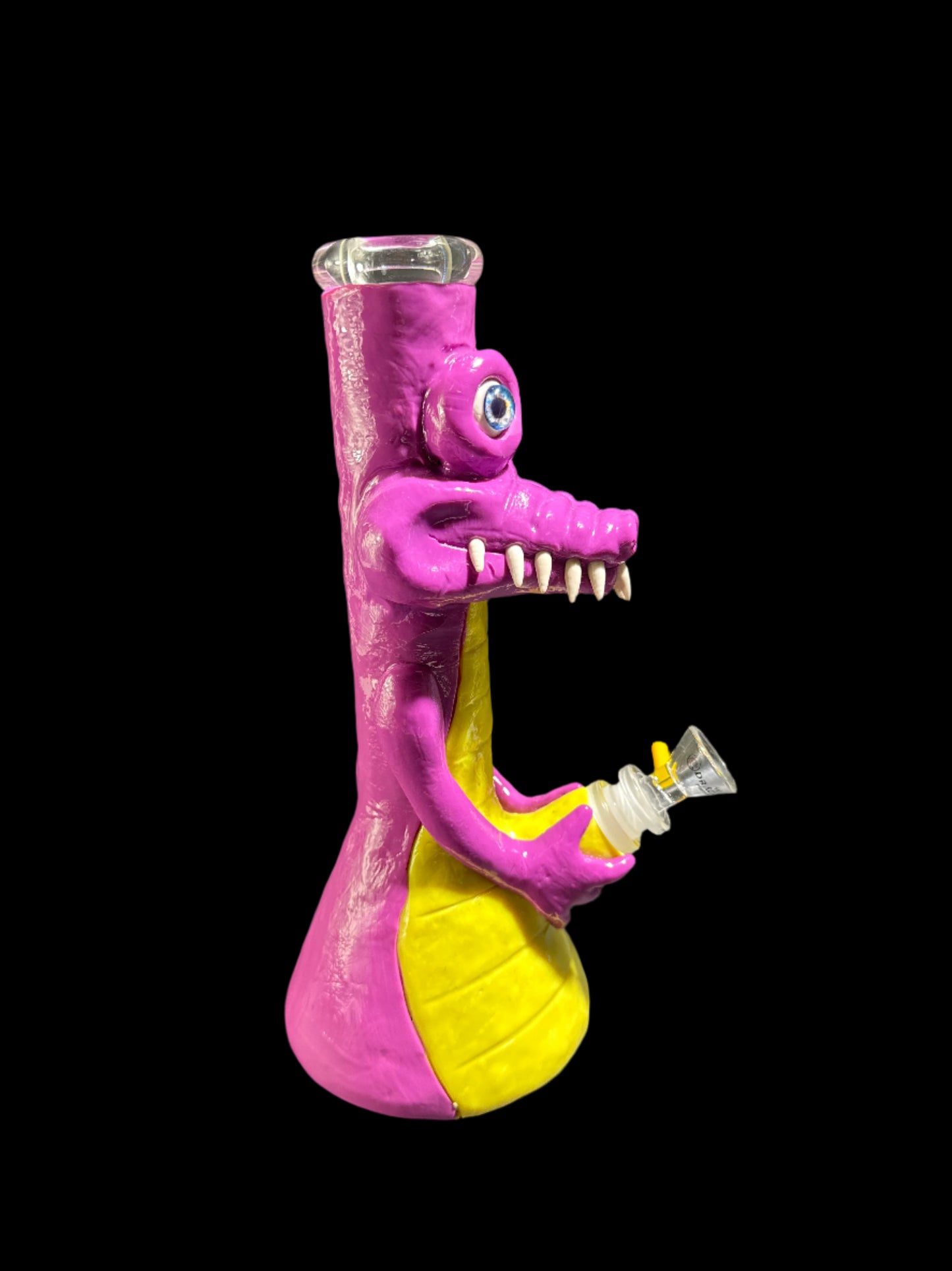 SCULPTED ALLIGATOR GLASS BONG *GLOWS IN THE DARK*