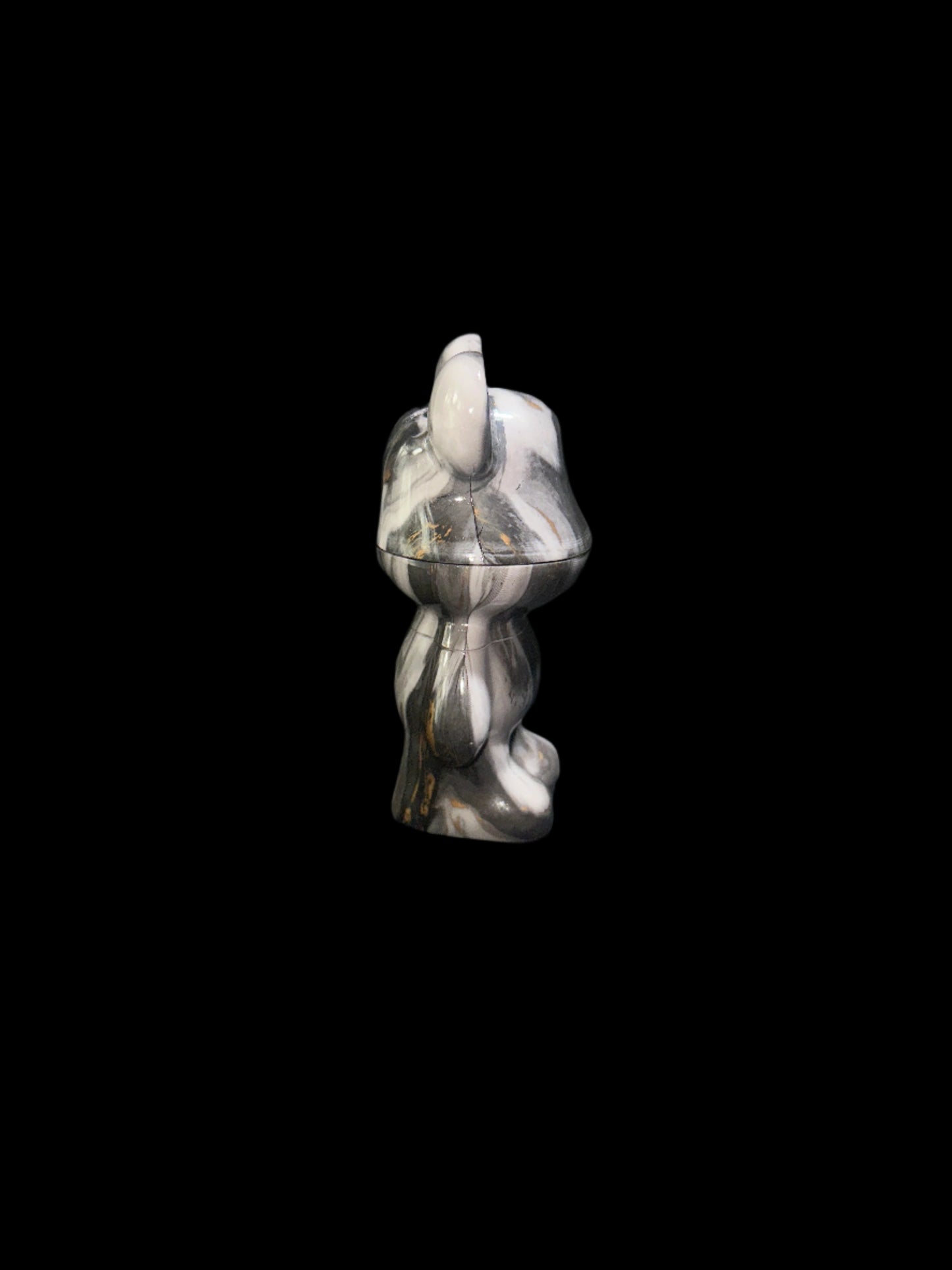 BLACK AND GOLD MARBLE BEAR GRINDER