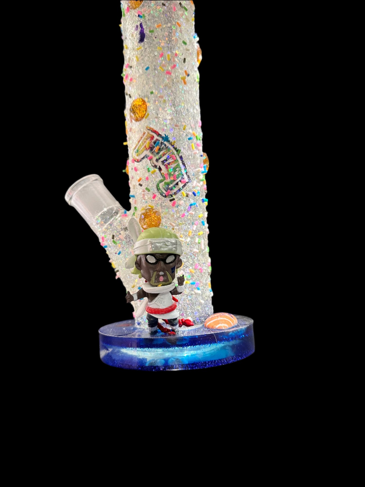 TOON DREAMZ NARUTO HAKU & killer bee glass bong